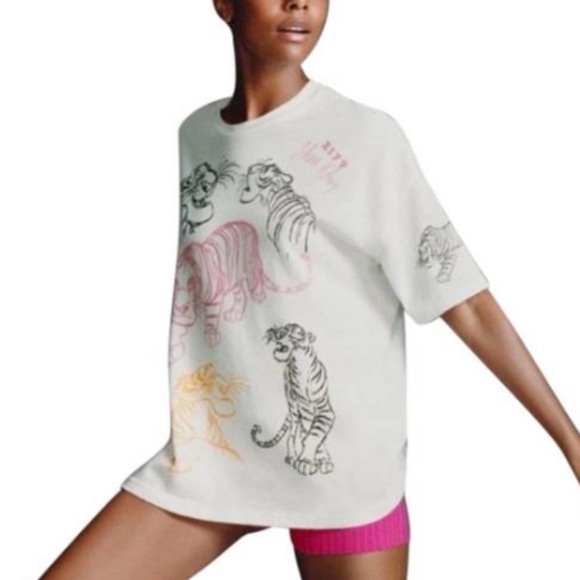 Disney x Zara Tee - Picture 1 of 8